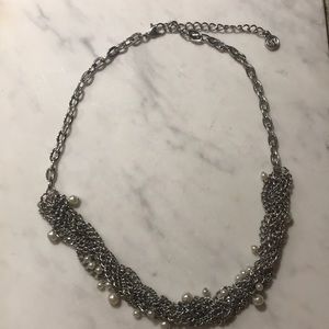 Silver and pearl fashion necklace